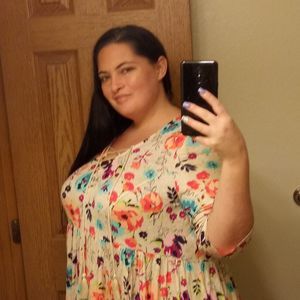 Meet your Posher, Raya